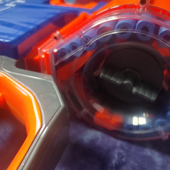 NERF Elite Hyperfire gun - Picture 4 of 13